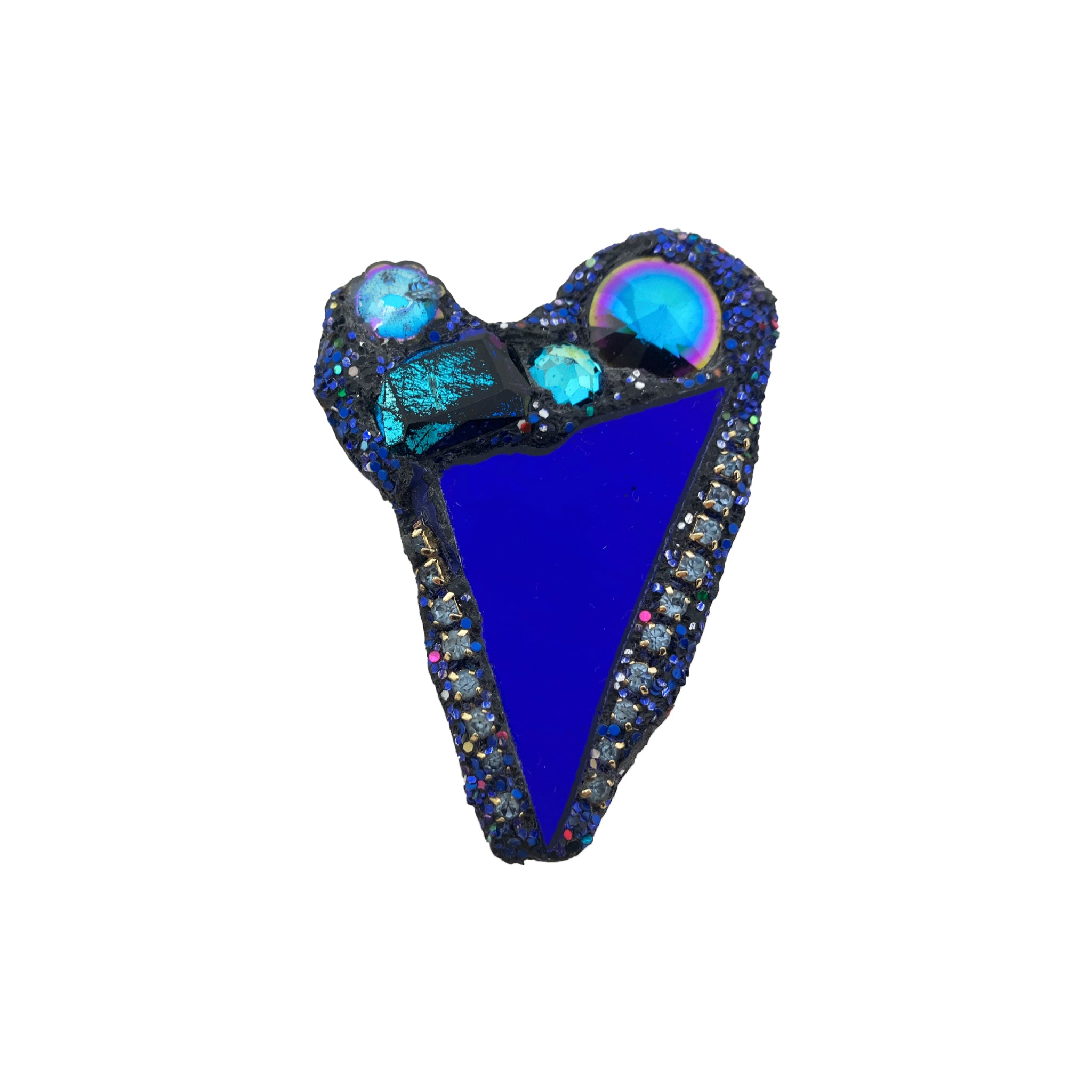 BLUE DIAMENTE HEART BROOCH, 2024