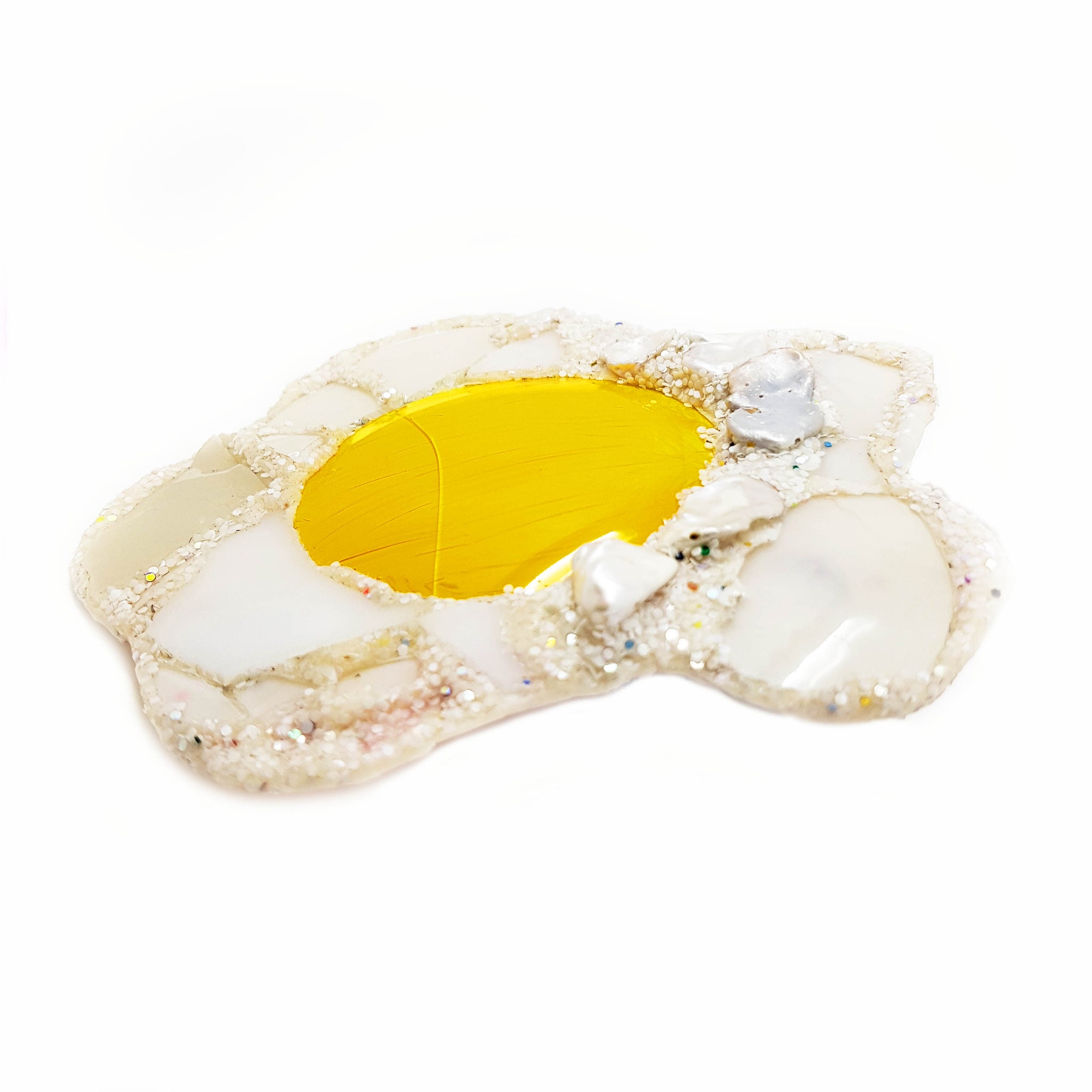 FRIED EGG BROOCH – Andrew Logan